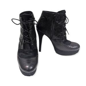 Stuart Weisman black fur and ostrich zip up heels size 4